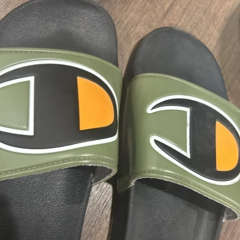 Champion Sandals ! Size 10